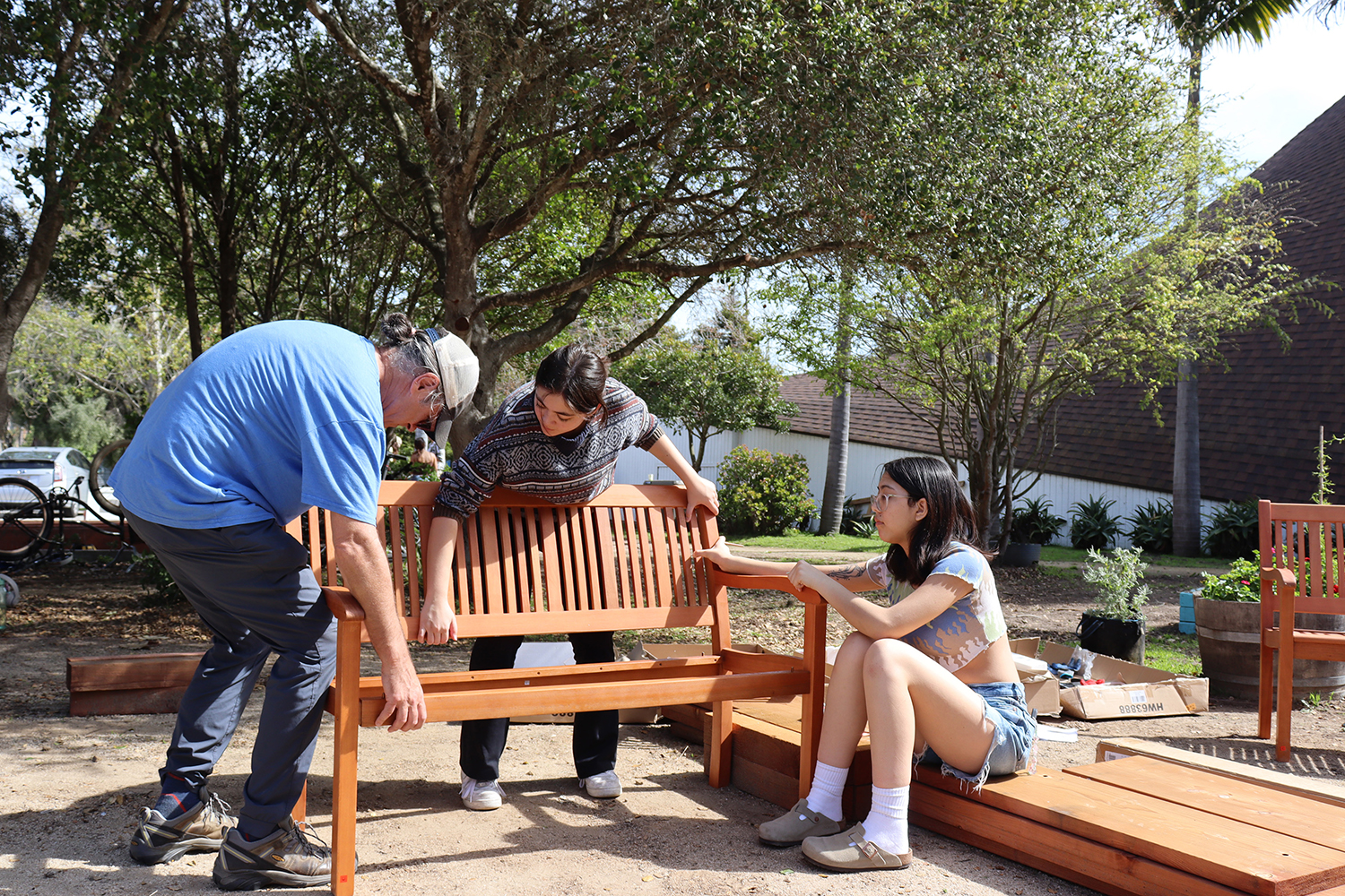 TimBlackBuildingBenchwStudents